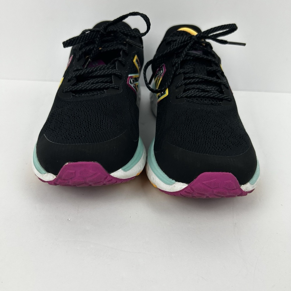 New Balance® (Women's 8 B) Fresh Foam™ Running Shoes in Black Surf - Picture 3 of 9